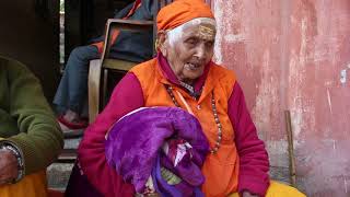 Devghat Aasram असहय, पडत बदहरक घर दवघट, जह अनगनत पडहर लकक छन