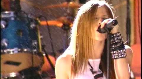 Avril Lavigne - Complicated (live in mtv vma