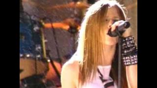 Avril Lavigne - Complicated (live in mtv vma's 2002)