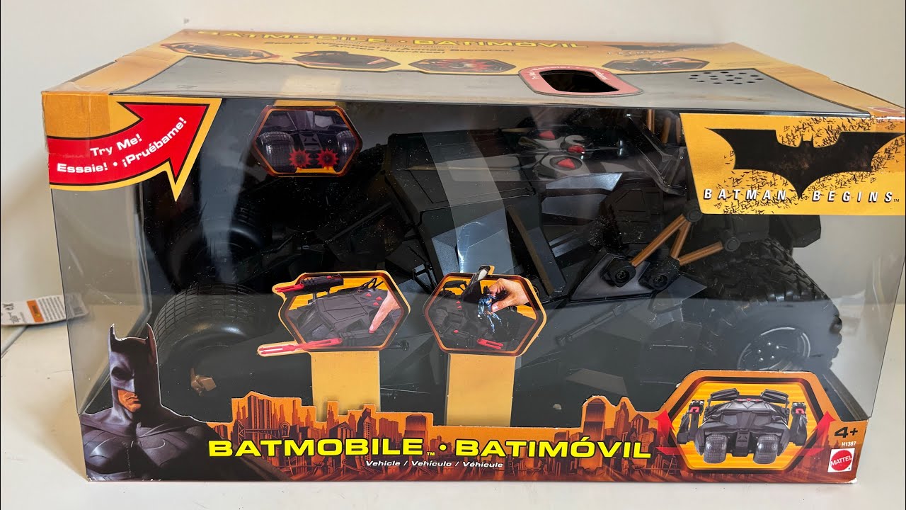 Batman Begins Mattel 2005 Batmobile / Tumbler review - YouTube