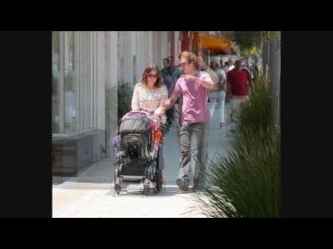 Cam Gigandet and his girlfriend and daugther ( Twilight ) 1 - 052409 - PapaBrazzi Report
