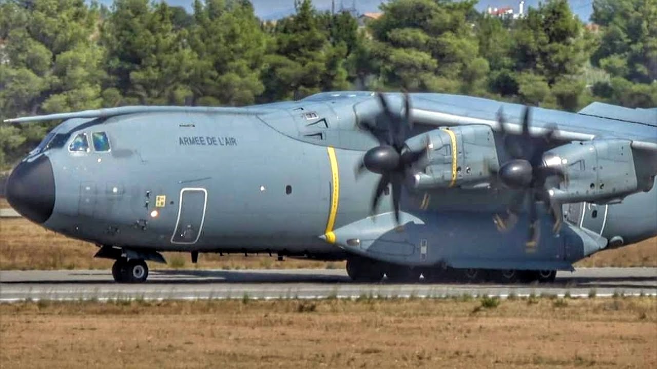 French Airforce Airbus A400M Landing at Tanagra Airbase | Airshow Display @ AFW 2019