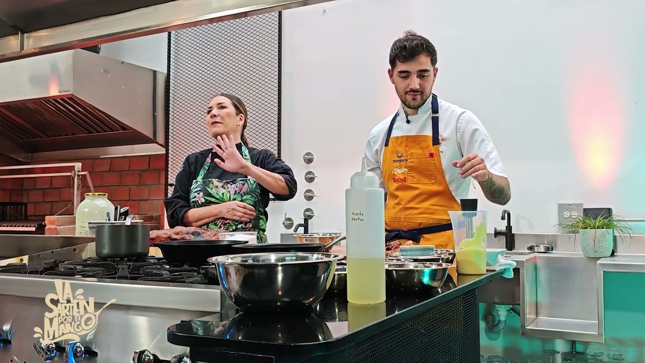 Cómo Preparar Sánduche De Pollo Al Estilo Coreano, Fabio Sierra -  Lucero Vílchez Cocina