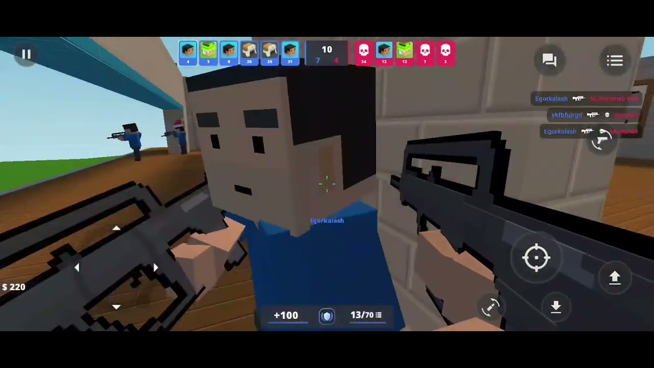 Я играю в блок страйк