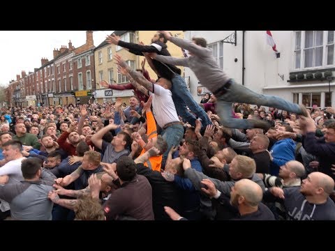 Violent mass brawl erupts at UK's notorious Atherstone Ball Game: Extended