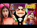 Escapamos do menino valentão da escola - ESCAPE ESCOLA BULLY! (Obby)