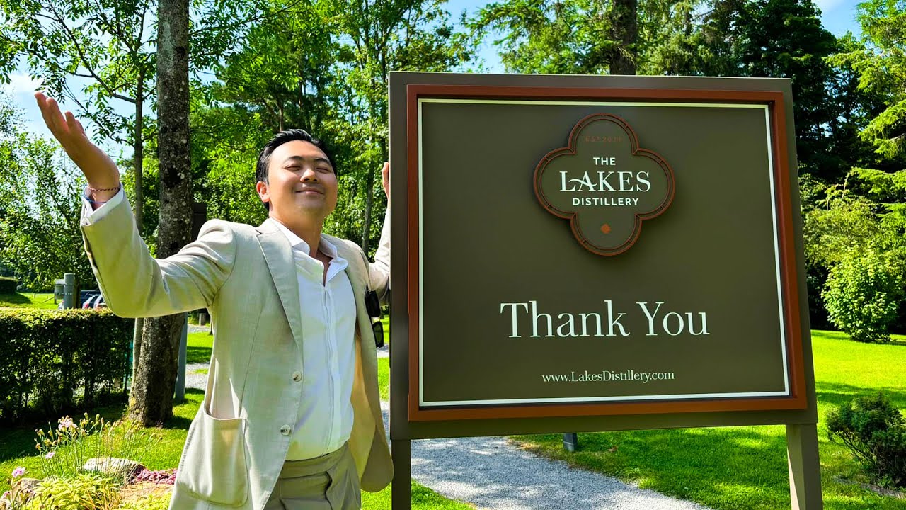 Thăm quan nhà chưng cất Whisky VÔ ĐỊCH THẾ GIỚI 2022 | THE LAKES Distillery Visit #8