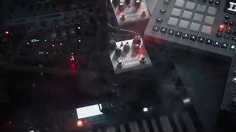 Electronica/IDM (Elektron Analog Rytm, Behringer Neutron, DSI OB-6, Moog Minitaur & Mother-32)