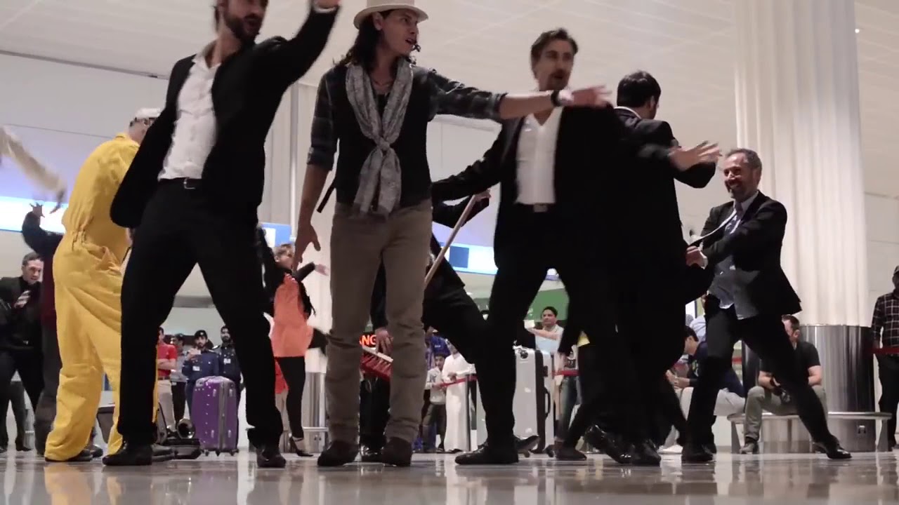 flash mob in Dubai, international airport  ARTmob Must See!