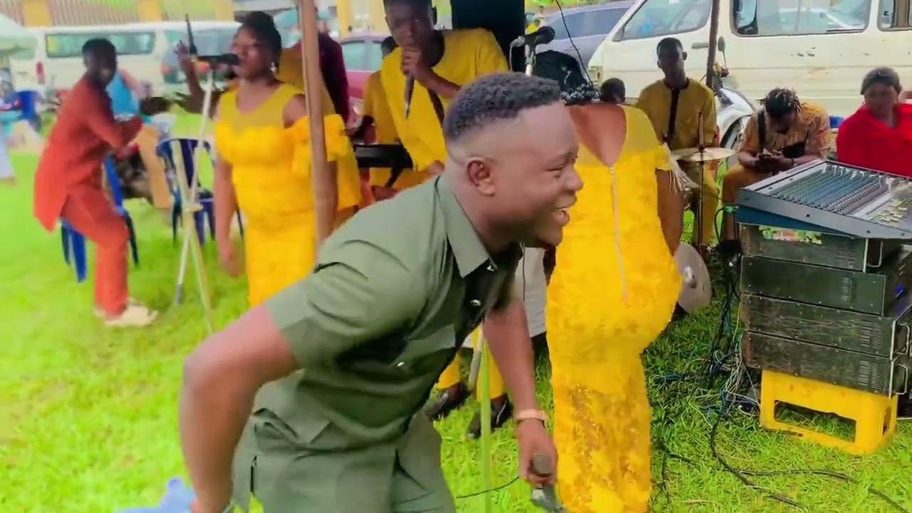 EVG Moses diamond live performance highlights praise worship moment enjoy ebio timber dance