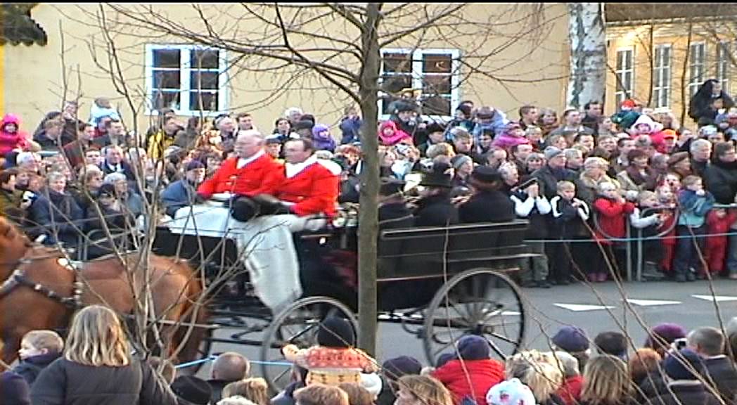 Fastelavn i Dragør 2002.dv - YouTube