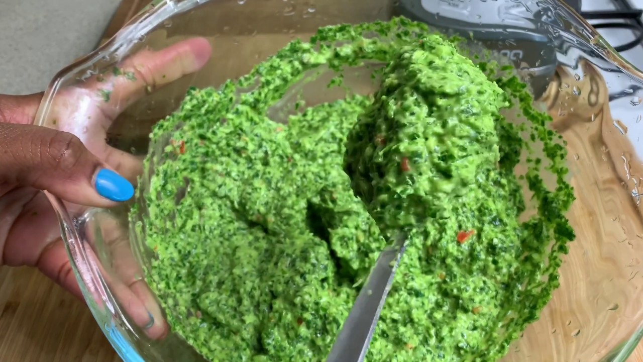 GREEN SEASONING RECIPE | GREEN SAUCE RECIPE || CARIBBEAN GREEN