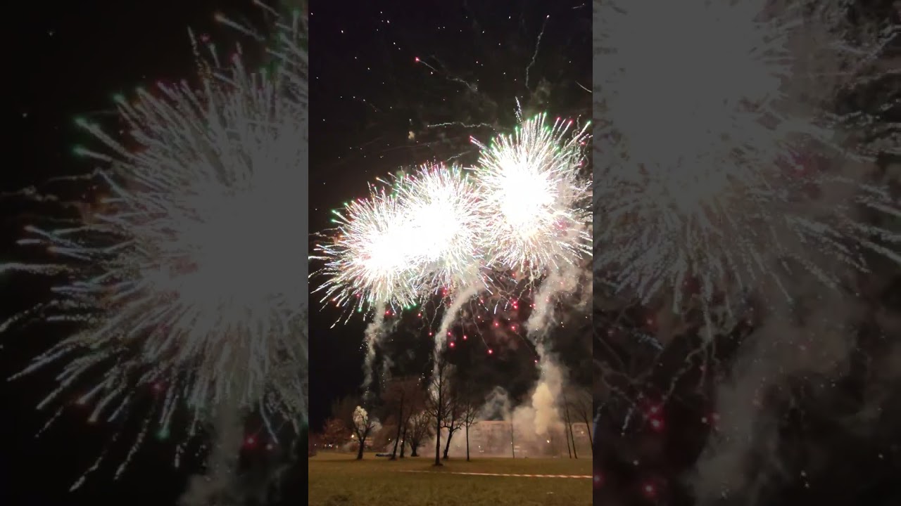 PyroRob Silvesterfeuerwerk 2025 Halle/Saale www.pyrorob-feuerwerke.de