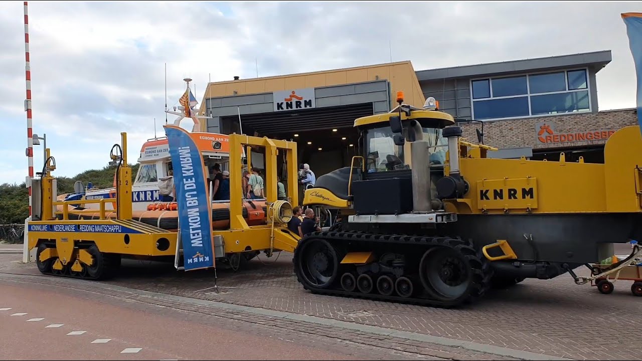 KNRM Egmond aan zee - Redders van toen en nu