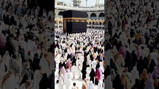 kabbay ki rounaq #beautiful #quran #youtubeshorts #makkah #ai #peace #shorts #islam #duet #love