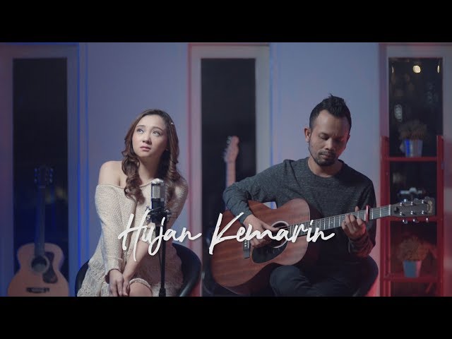 HUJAN KEMARIN - TAXI ( Ipank Yuniar ft. Meisita Lomania Cover u0026 Lirik ) class=