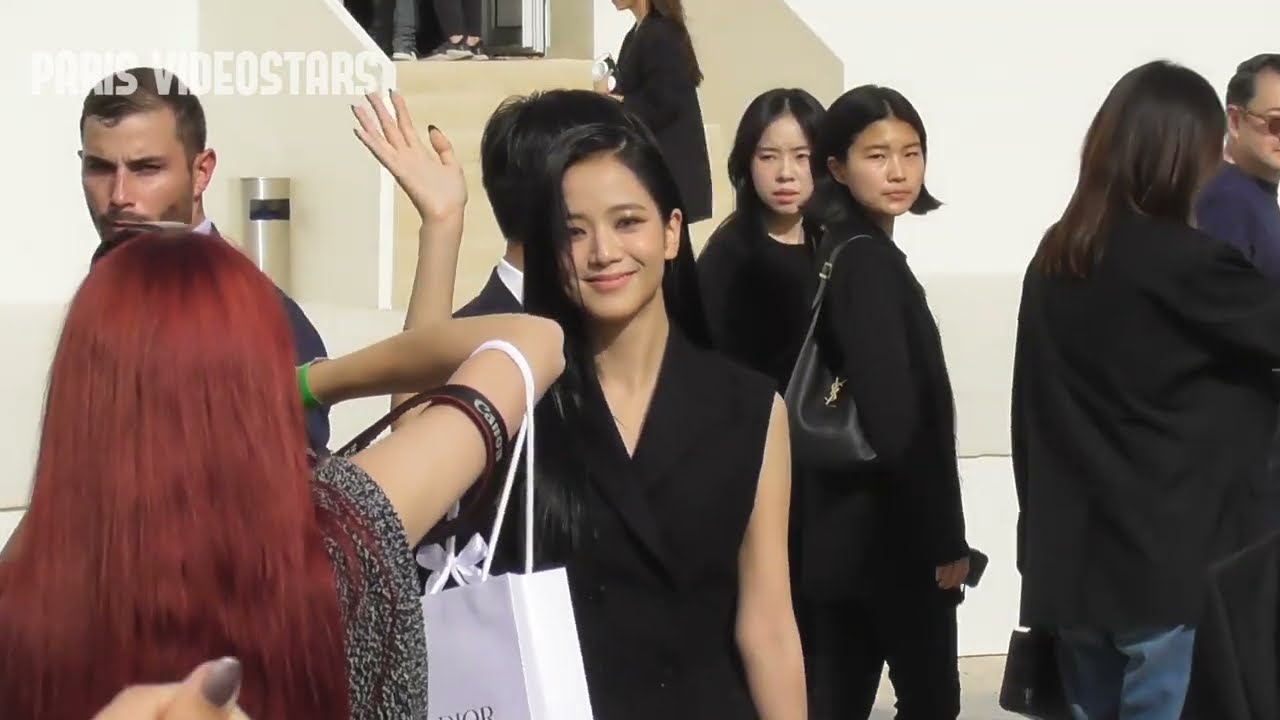 Jisoo BLACKPINK @ Paris Fashion Week 26 September 2023 show Dior
