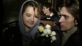 Юра Шатунов Белые розы группа Ласковый май(Легендарная песня в исполнении Юрия Шатунова - Белые Розы, слова и музыка Сергея Кузнецова. Текст песни:..., 2014-09-01T00:03:18.000Z)