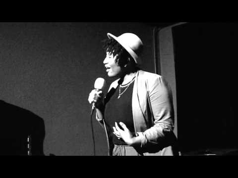 Liz Barlow (Elizbeth McDougal) is SOOOOOO FUNNY