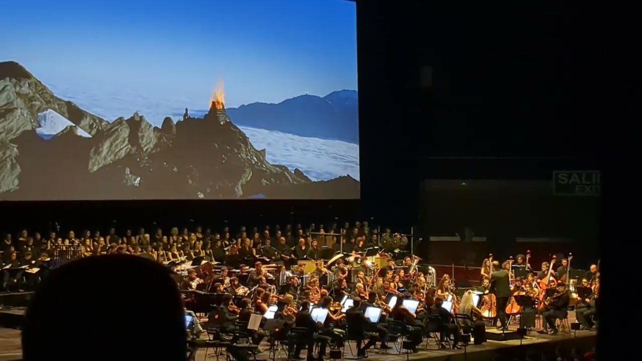 LOTR in Concert - The White Tree (Beacons' scene)