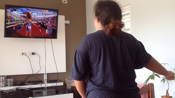 Vangurl Malabanan playing Kinect Sports (Javelin Throwing)