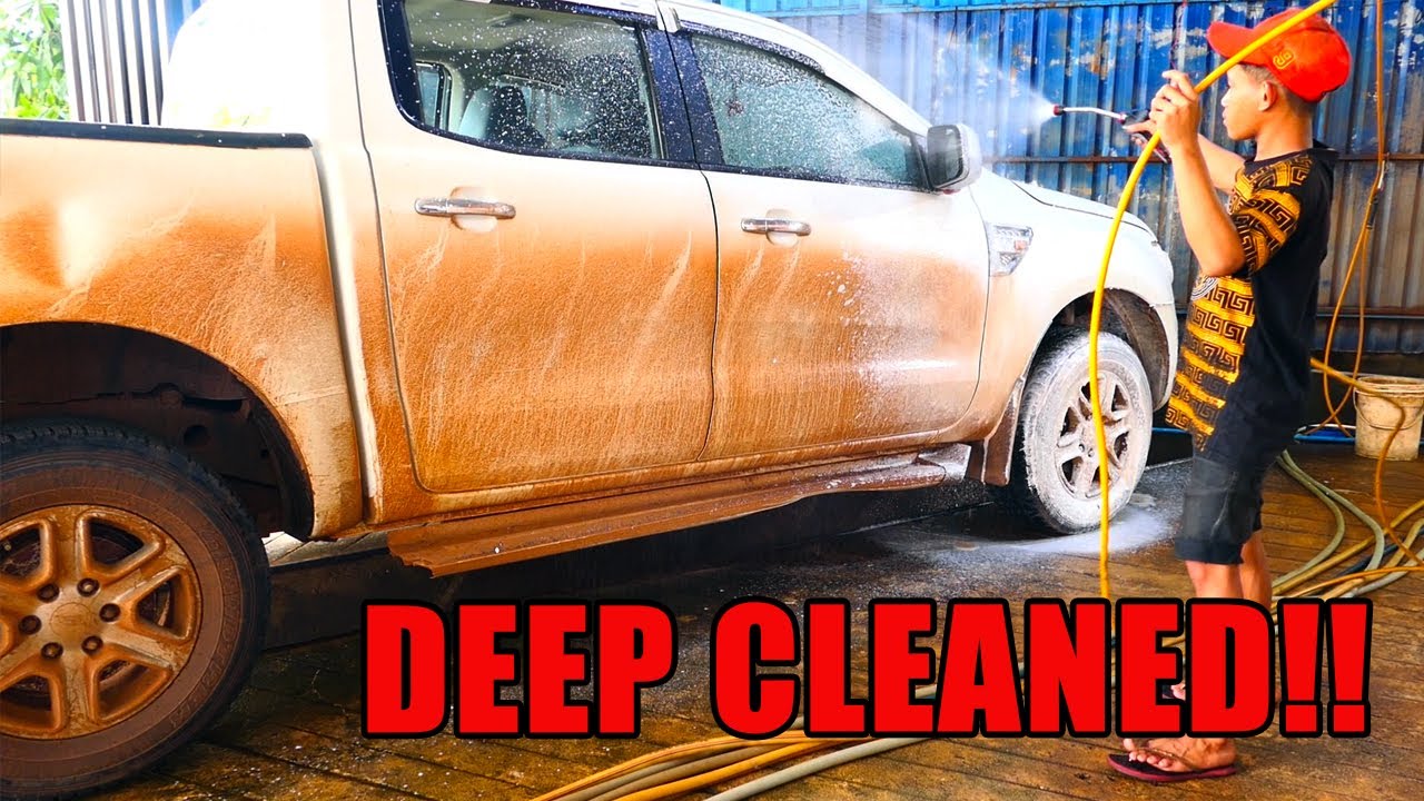 DIRTIEST Ford Ranger Ever Gets the Deepest Car Wash!