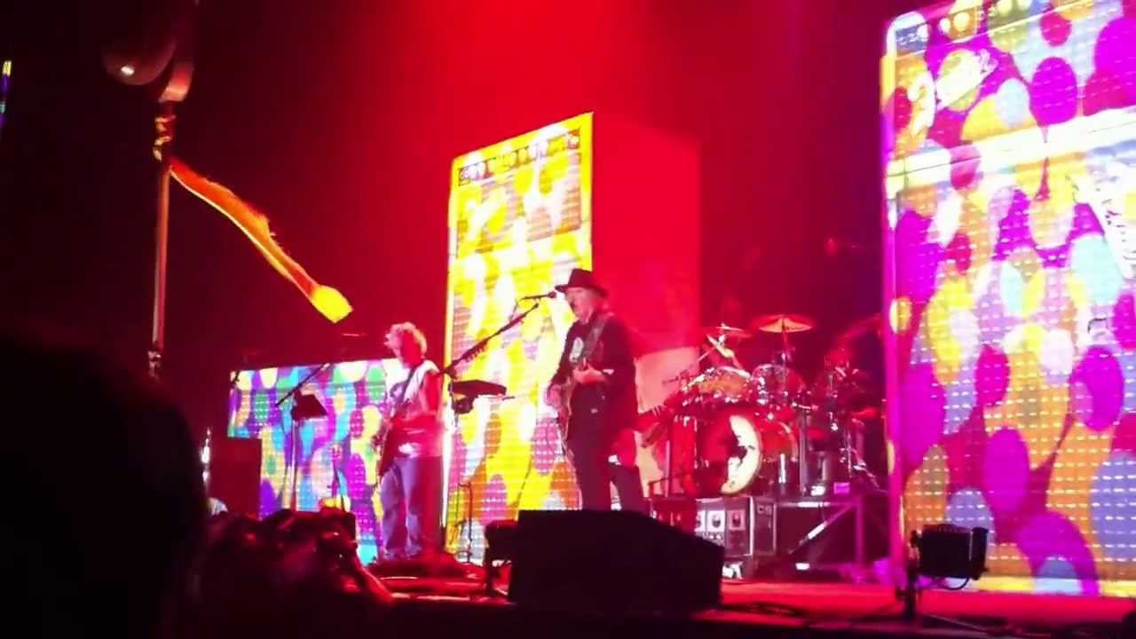 Neil Young , Mr Soul  , SECC , Glasgow , 13/6/13