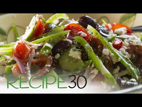 Video: Yuav Ua Li Cas Ua Choriatic Greek Salad?