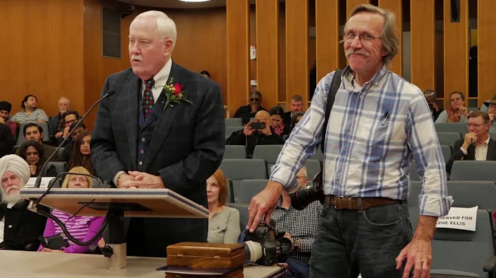 TBC photographer Casey Christie receives key to th...