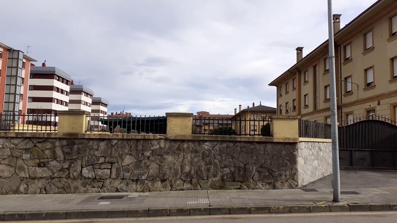 Entrada parking Residencia Militar Coronel Gallegos. Gijón - YouTube