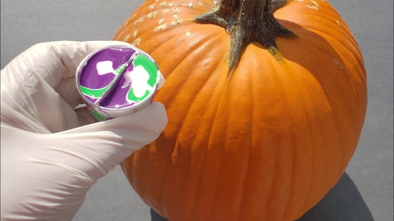 Split Color Pumpkin! Acrylic Pour On A Pumpkin 🎃 halloween 