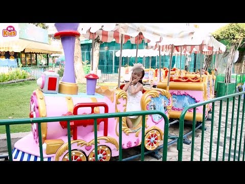 Nhà Mình Rất Vui ♫ Chú Ếch Con ♫ Ông Tiên Vui - Nhạc Thiếu Nhi Vui Nhộn Cho Trẻ Mầm Non tại Xemloibaihat.com
