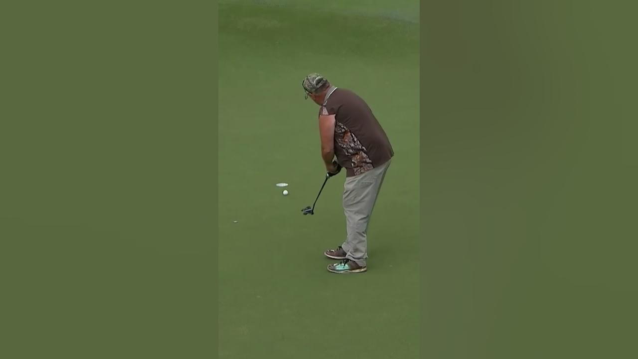 Larry the Cable Guy needs to work on his putting π Larry the Cable Guy needs to work on his putting π