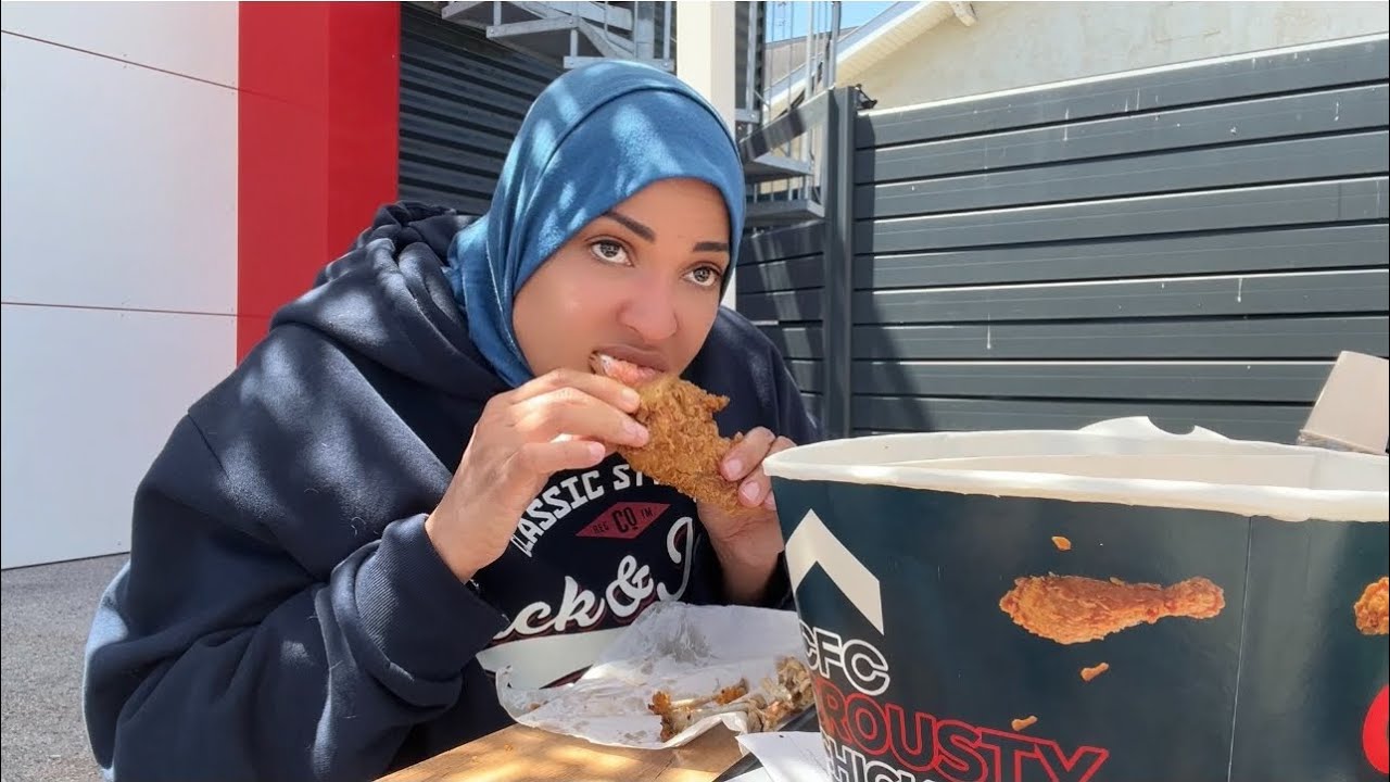 بنتي وجوزها عزموني علي الغداء علشان يطلعوني من إلا أنا فيه🍖🌶️🍔🍔🌭🍗🫕