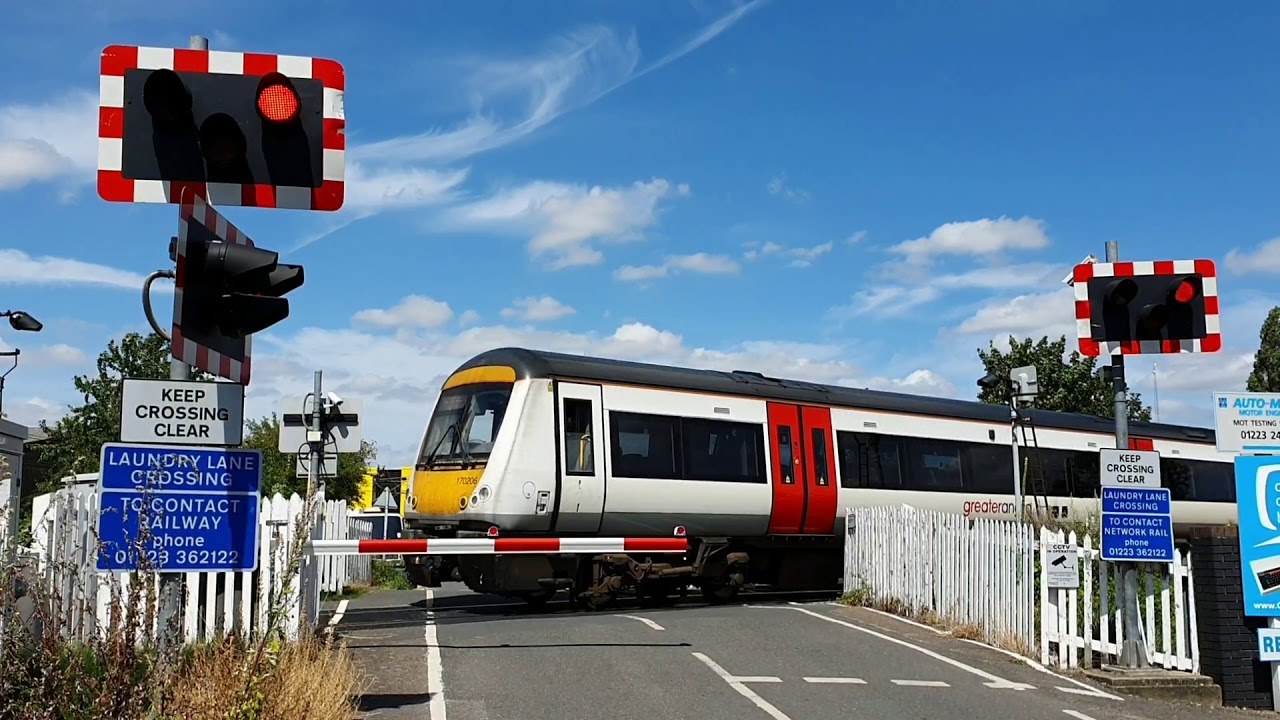 Automated Uk Level Crossing Scriven Road Kent Roblox ...