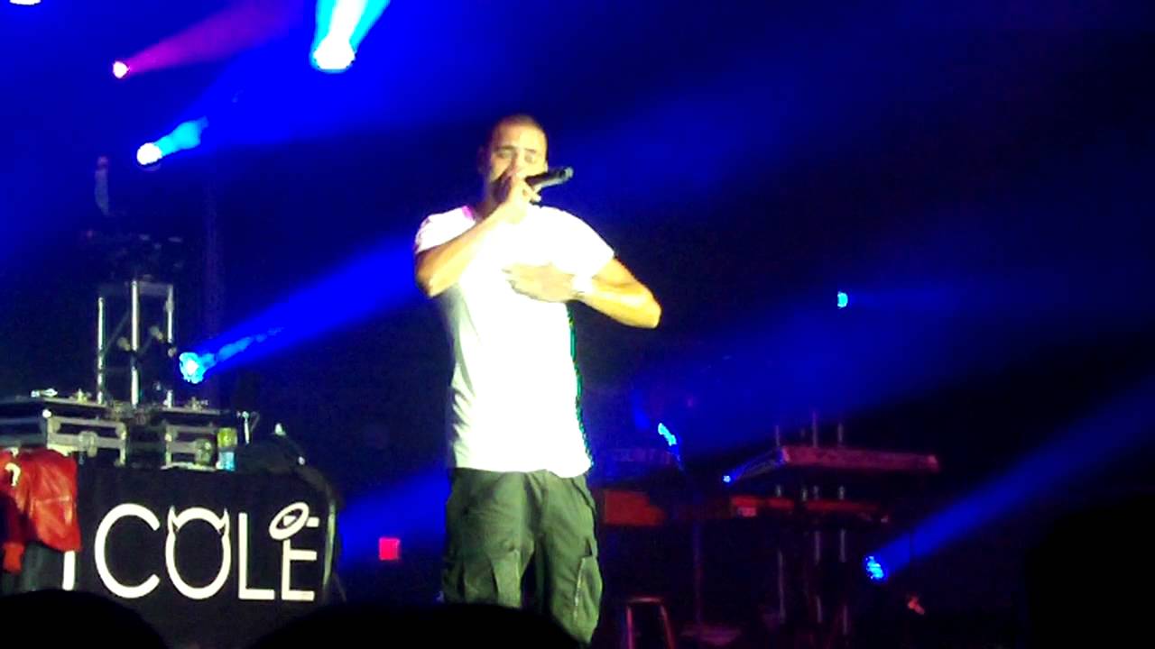 J Cole - Nobody's Perfect live at UNA