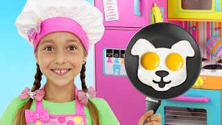 София играет в Кафе, Child Sofia pretend play Toy Cafe and Pizza Delivery София играет в Кафе, Child Sofia pretend play Toy Cafe and Pizza Delivery