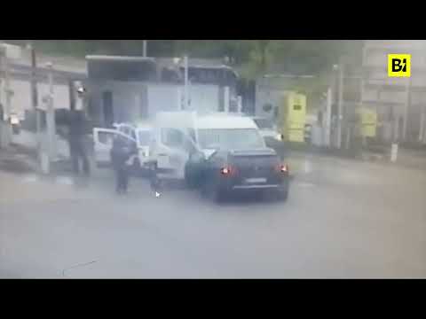 Emboscada a una furgoneta de prisión en Francia, el vídeo completo del ataque