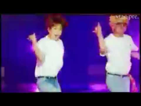 vkook cute dance on stage😄😄