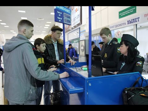 Приставы и пограничники проводят совместные рейды при вылете россиян в Минск.