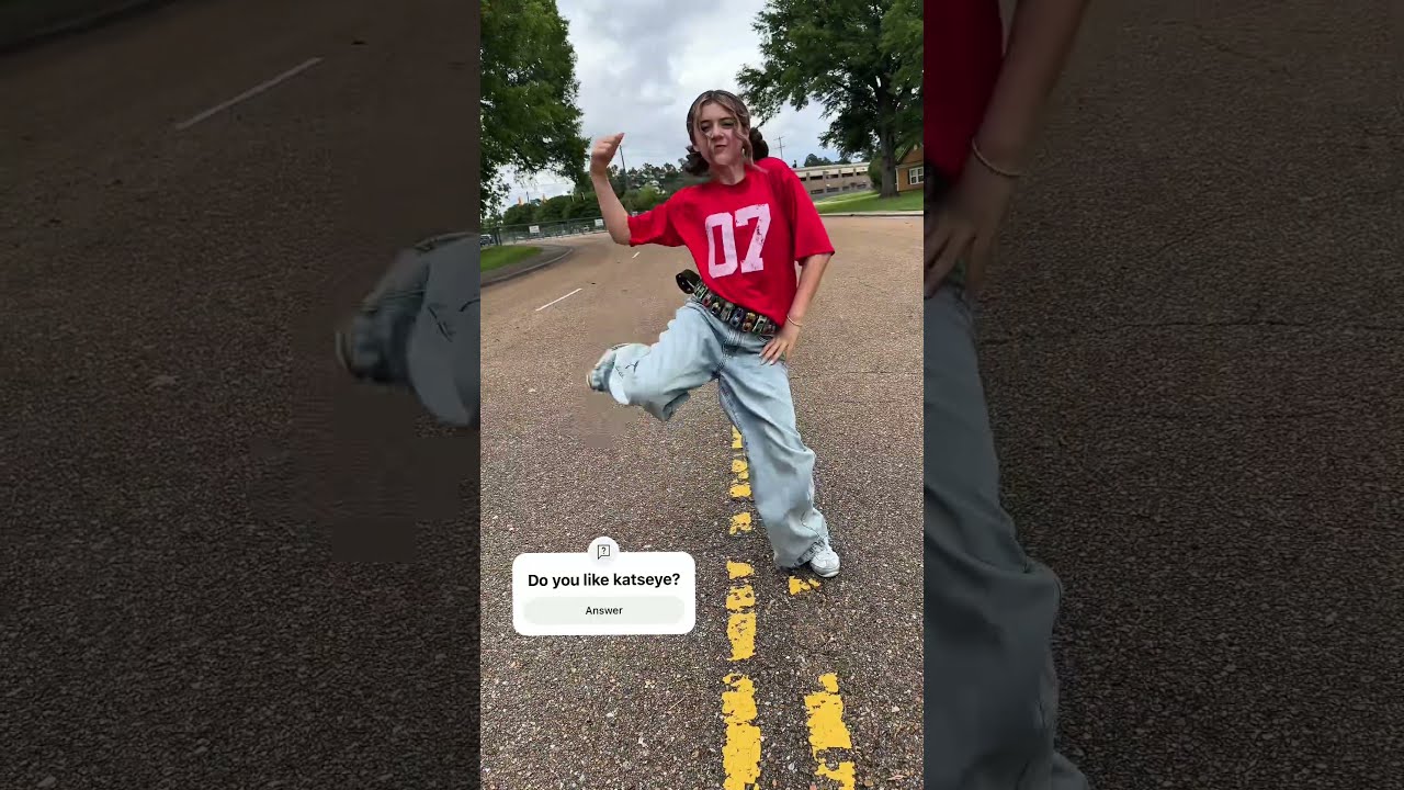 I M Legit Shortsfeed Dance