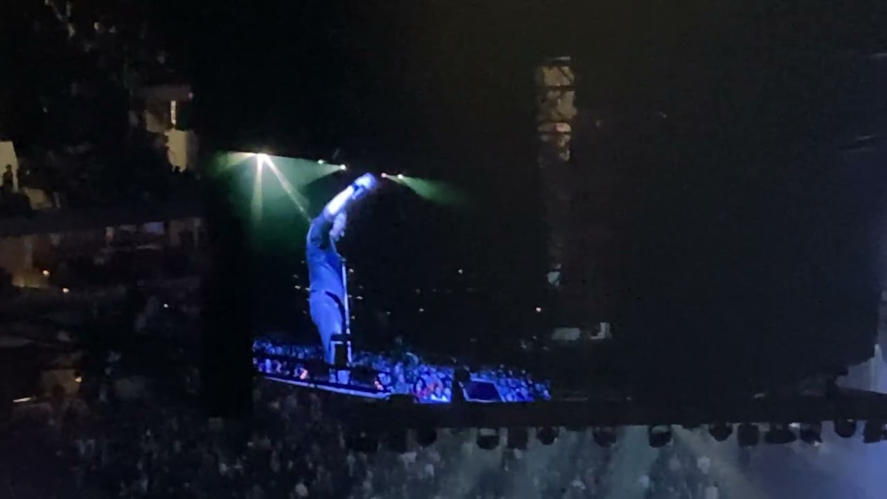 Bruce Springsteen live Minneapolis MN(2) Bruce Springsteen live Minneapolis MN(2)