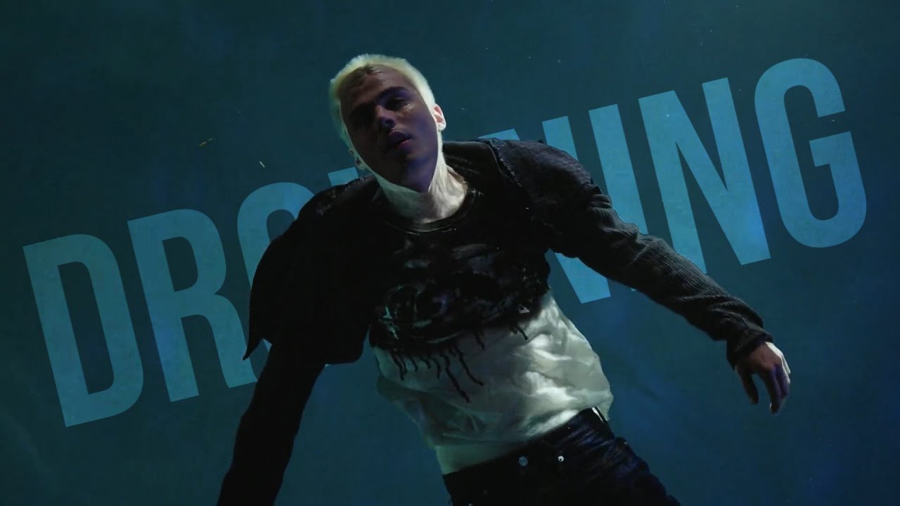 alex standall | drowning. (13 Reasons Why)