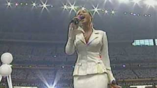 Beyoncé performing The Star-Spangled Banner USA National Anthem Live at Super Bowl XXXVIII 2004 [HQ]