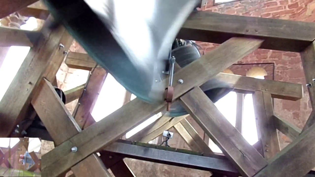 Anzy-le-Duc, volée des 2 cloches