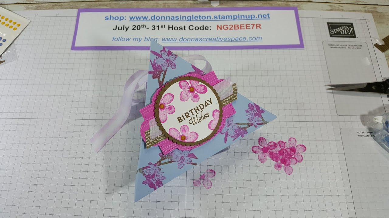 Fun Fold Treat Box from Donna's Creative Space