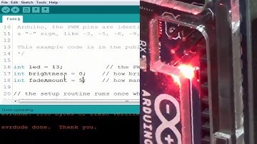ARDUINO ตอน100FADE EXAMPLE ARDUINO R3ไฟจางหรือหรี่ลง