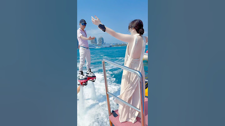 Flyboard ride is so fun😝💃#1474 💦Woman enjoying fly on water #amusementpark #adventure #flyboard