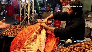 Pakistani Street Food In Lahore | Lahori Katlama | Deep Fried Desi Pizza | Pakistani Street Food