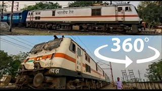 360 Video - Gmo Wap7 Meets Hwh Wap7 Intercity Crosses Rajdhani Express
